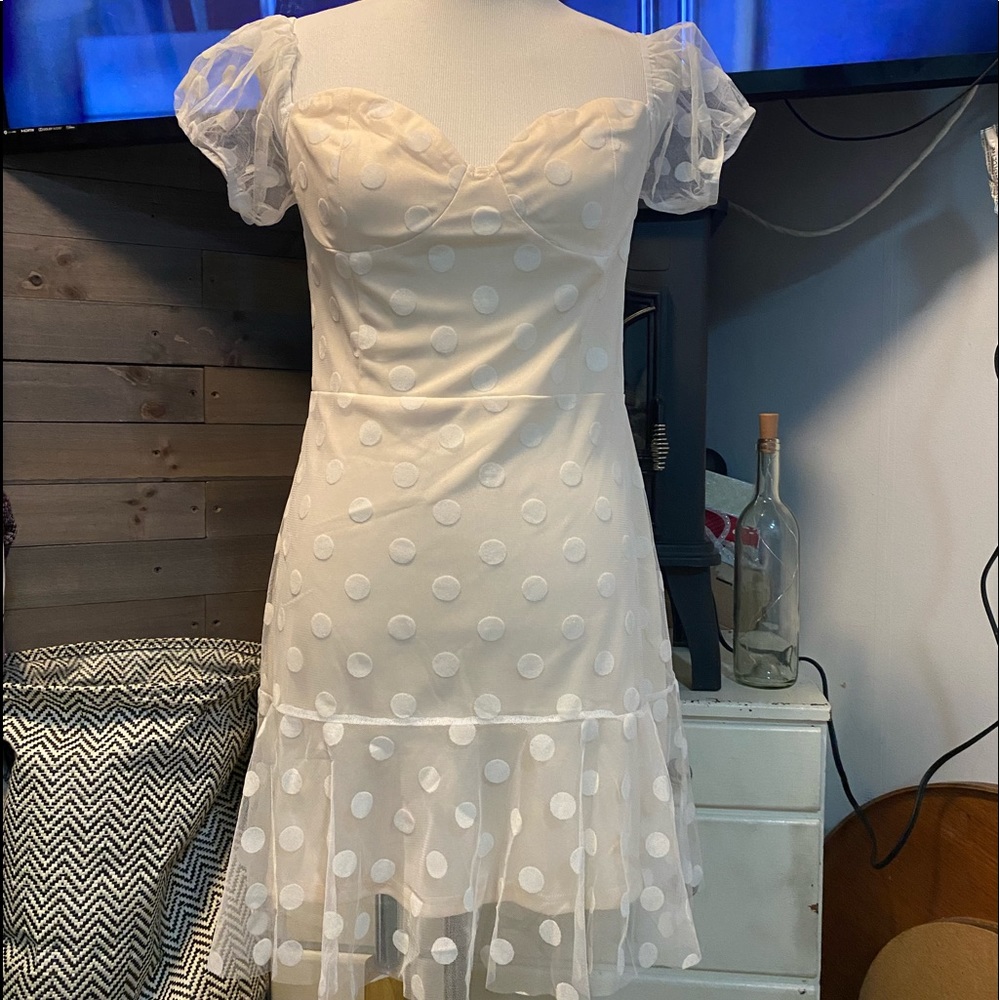 Fun polkadot flirty dress new W/O tag dress size Lg